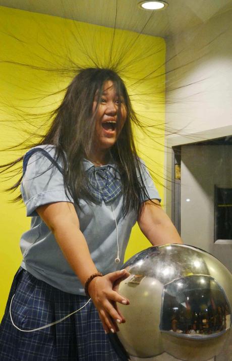 Van Degraaff Generator: Philippine Science Centrum