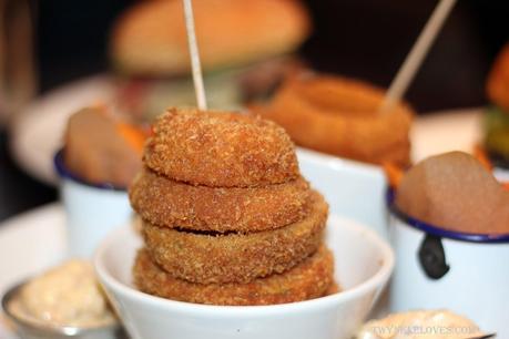 Gourmet Burger Kitchen, Brunswick: Onion Rings