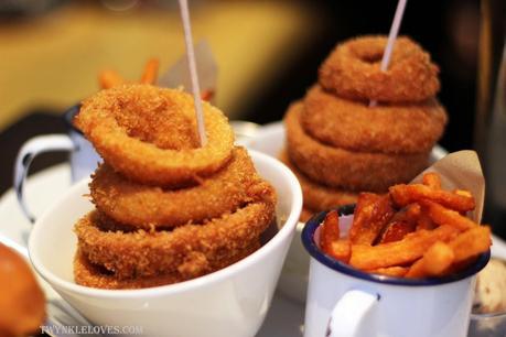 Gourmet Burger Kitchen: Onion Rings & Sweet Potato Fries