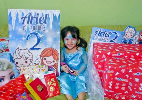 It's a Frozen party! - Ariel is 2