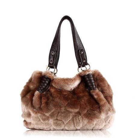 Bridesmaid Dresses and Handbags of Dresswe