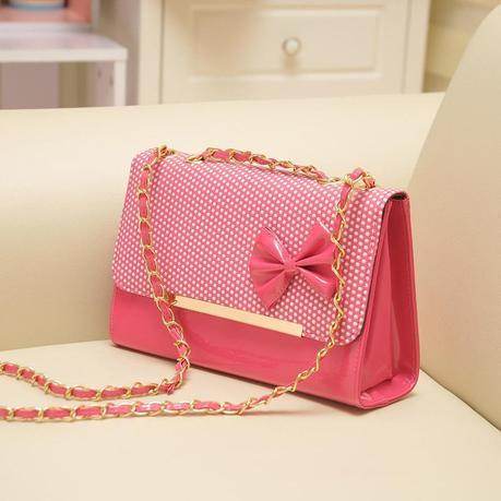 Bridesmaid Dresses and Handbags of Dresswe