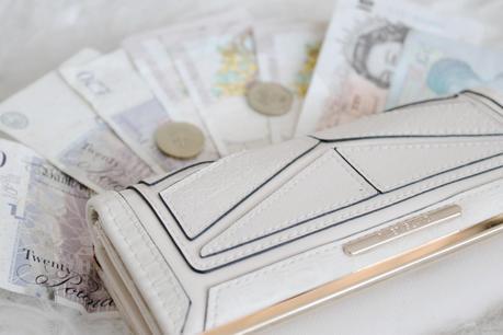 Managing the Household Budget: My top 5 Tips