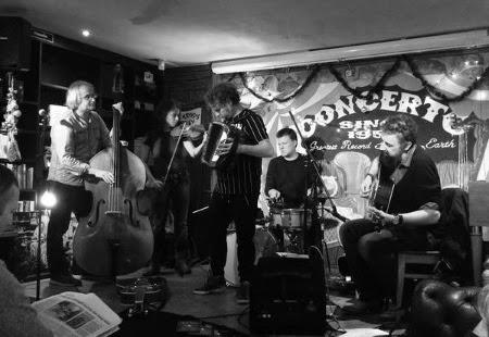 Point Quiet: Ways And Needs Of A Night Horse