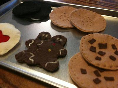 Homemade: Kid's Felt Cookie Playset