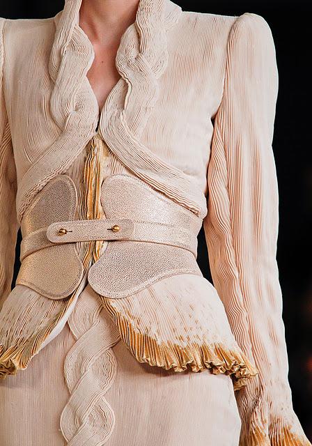 Alexander McQueen: Spring 2012 RTW.