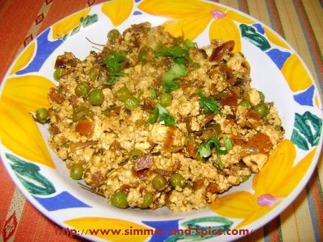 Mutter Paneer Bhurji Subji (Indian Cottage Cheese and peas Recipe)