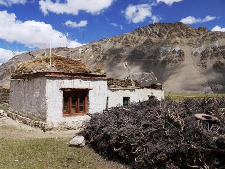 Himalayan villages: Chumikgiarsa at 4000m