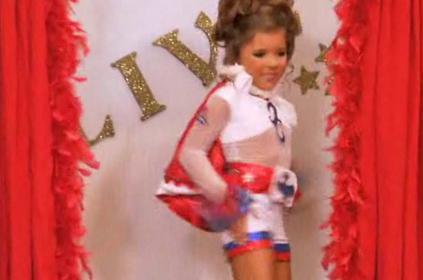 Toddlers & Tiaras: Patriotic Tumbles & The 7 Year Old Elvis Pelvis. America’s Ultimate Beauties, We Salute You.