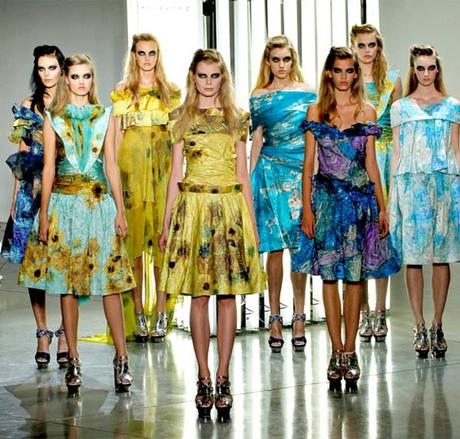 VAN GOGH: Art in Fashion