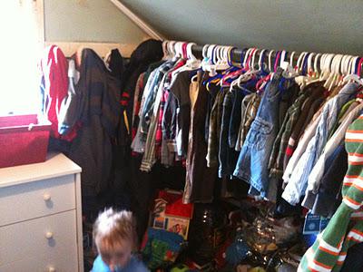 Parenting Thursday: Organizing Closets and Clothes