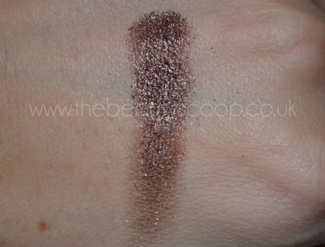 FashionistA Eyeshadow - Shade 24, Brunette Bombshell!