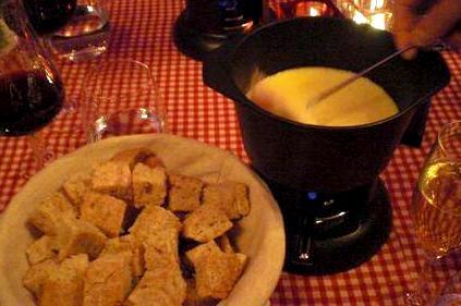 cheese-fondue-geneva-hotel-edelweiss