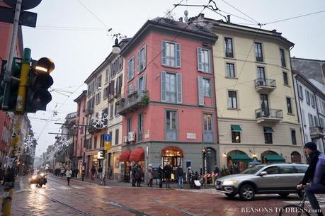 A walk down {Milan} memory lane. Milan,#milan,#visitingmilan,#milano,milano,milan tourism, visiting milan with kids, milano con bambini, where to shop in milan, cheap shopping in milan, vintage shopping in milan, chinese stores in milan, cheap shoppign in italy, where to go in milan, cool aperitivo in milan, where to hangout in milan, where do locals go, where do locals go in milan, the cool areas of milan, hipster area of milan, where do hipsters go in milan, american apparel,#americanapperal, aperitivo in milan, #colonnedisanlorenzo, colonne di san lorenzo, colonne di san lorenzo in milan, saint lorenzo, roman ruins in milan, ancient roman ruins in milan, corso ticinese,#ticinese, #corsoticinese, vintage shopping in italy,#vintage