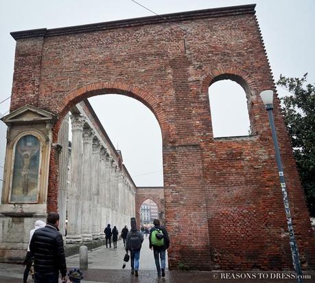 A walk down {Milan} memory lane. Milan,#milan,#visitingmilan,#milano,milano,milan tourism, visiting milan with kids, milano con bambini, where to shop in milan, cheap shopping in milan, vintage shopping in milan, chinese stores in milan, cheap shoppign in italy, where to go in milan, cool aperitivo in milan, where to hangout in milan, where do locals go, where do locals go in milan, the cool areas of milan, hipster area of milan, where do hipsters go in milan, american apparel,#americanapperal, aperitivo in milan, #colonnedisanlorenzo, colonne di san lorenzo, colonne di san lorenzo in milan, saint lorenzo, roman ruins in milan, ancient roman ruins in milan, corso ticinese,#ticinese, #corsoticinese, vintage shopping in italy,#vintage