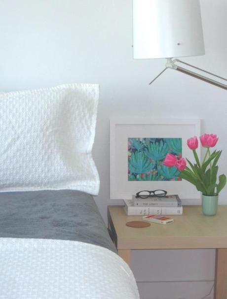 bedside-table-with-tulips