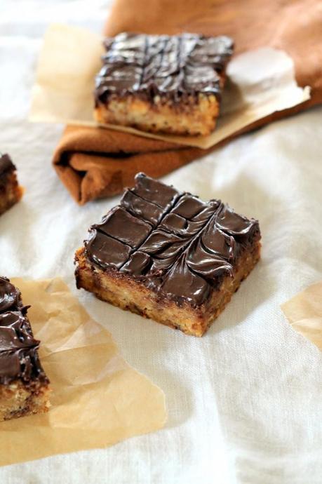 Bakerita’s Top 14 Recipes of 2014 Toffee Ritz Bars | Bakerita.com
