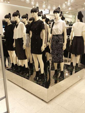 H & M opens in Houston Galleria