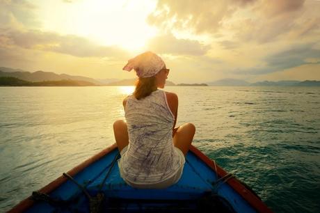 6 Reasons Why You Must Drop Everything To Travel The World In 2015