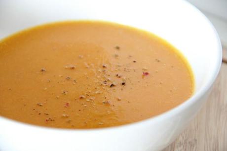 Slow Cooker Vegan Carrot, Ginger & White Lentil Soup