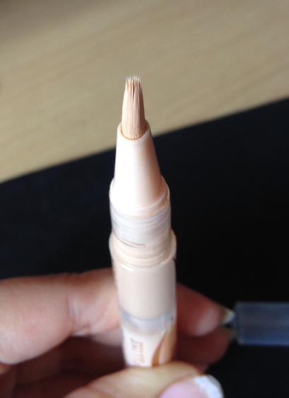 Maybelline DreamLumi Touch Highlighting Concealer Ivory Review