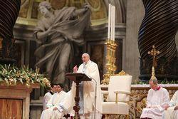 Pope_Francis_celebrates_New_Years_Day_Mass_for_the_Solemnity_of_Mary_the_Mother_of_God_on_Jan_1_2015