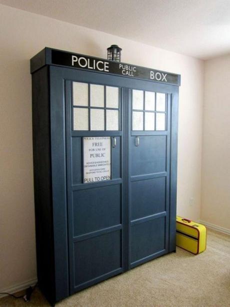 tardis-bed-1