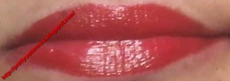Review-Colorbar-Red Carpet-Lust Lipstick 01