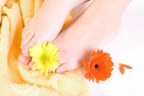 5 Ways to get rid of stinky feet