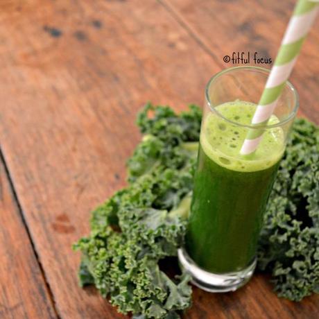Kale Ginger Juice in a Blender via Fitful Focus #juice #blender #howto #healthy #greenjuice #kale #ginger