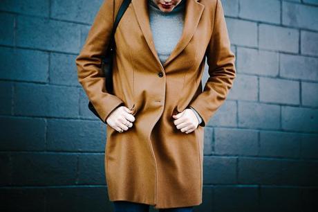 camel-coat-and-turtleneck-11