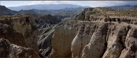 King of Kings (1961): are those telegraph poles?