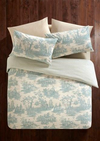  Toile Print Reversible Bedding Set