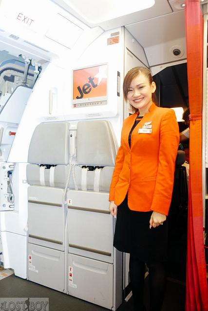 Jetstar Asia: Connecting via Singapore Changi Airport