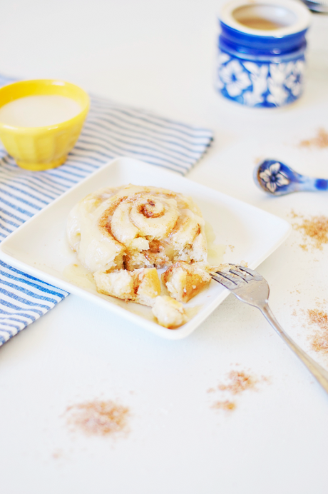 The Best Homemade Cinnamon Roll Recipe