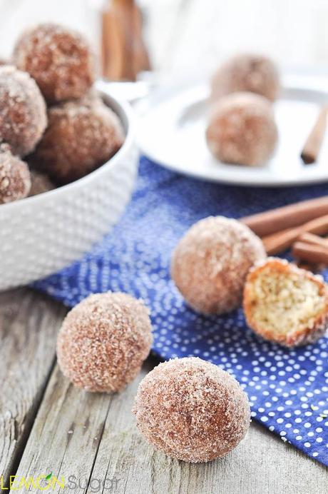 Applesauce Doughnut Holes