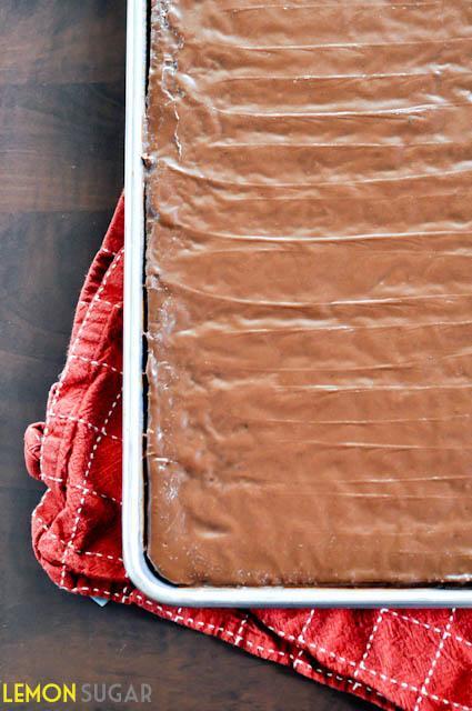 Old Fashioned Chocolate Sheet Cake