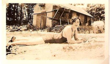 bathing beauty Mariette