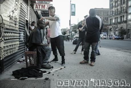 New York Hair Stylist Gives Free Haircut for Homeless