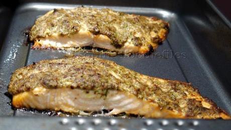 Mustard-dill glazed salmon on a bed of deliciousness using A Belgian streekproduct: Mustard De Ster!