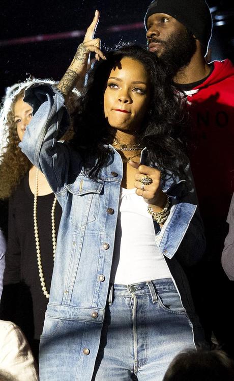 Rihanna attend Roc Nation Sports Presents: Throne Boxing