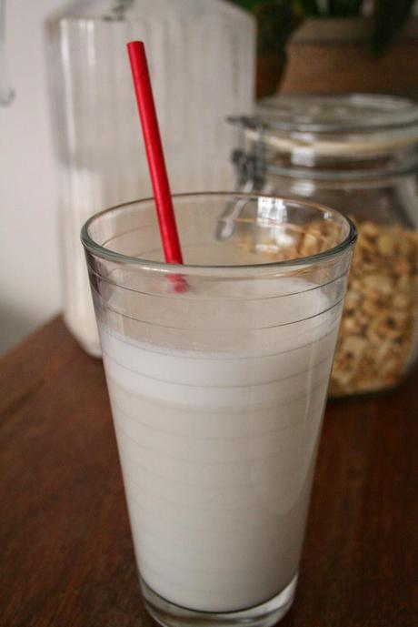 DIY Homemade Cashew Milk