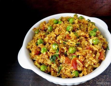 cauliflower and pea curry