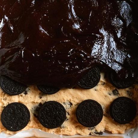 Sledding brownies slutty_brownies_recipe_FeedMeDearly (3)