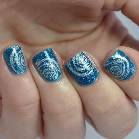 Swirly twirly with Zoya Liberty