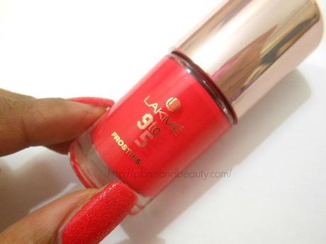 Lakme 9-to-5 Frosties Nail Color Pink Frost