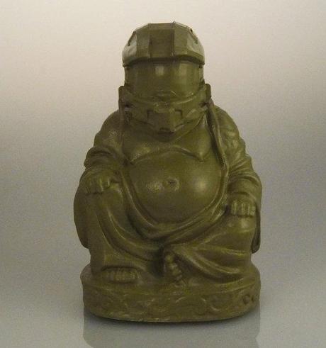 halo-buddha-statue