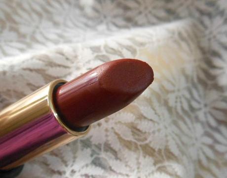 L'Oreal Paris Color Riche Pure Red Lipstick Pure Garnet : Review, Swatch, FOTD