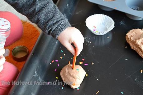 Sensory Play: Chocolate Playdough Cupcakes
