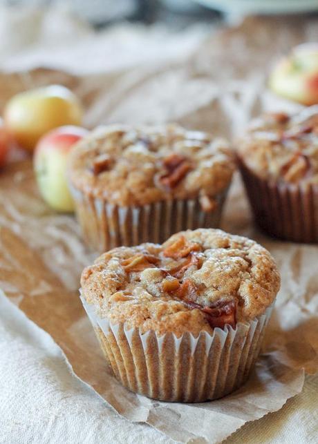 Apple Oatmeal Muffins (Vegan)